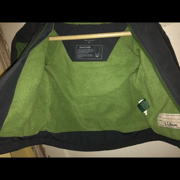 LLBean winter coat size 3t - Picture 4 of 6